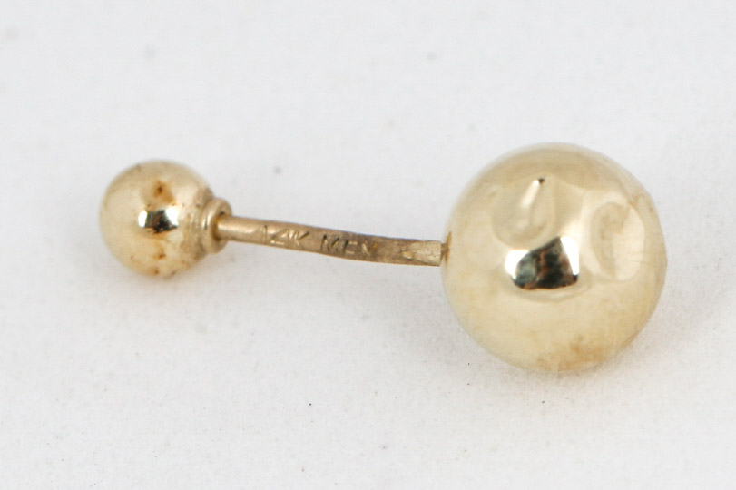 Pair of 14K Yellow Gold Stud Earings