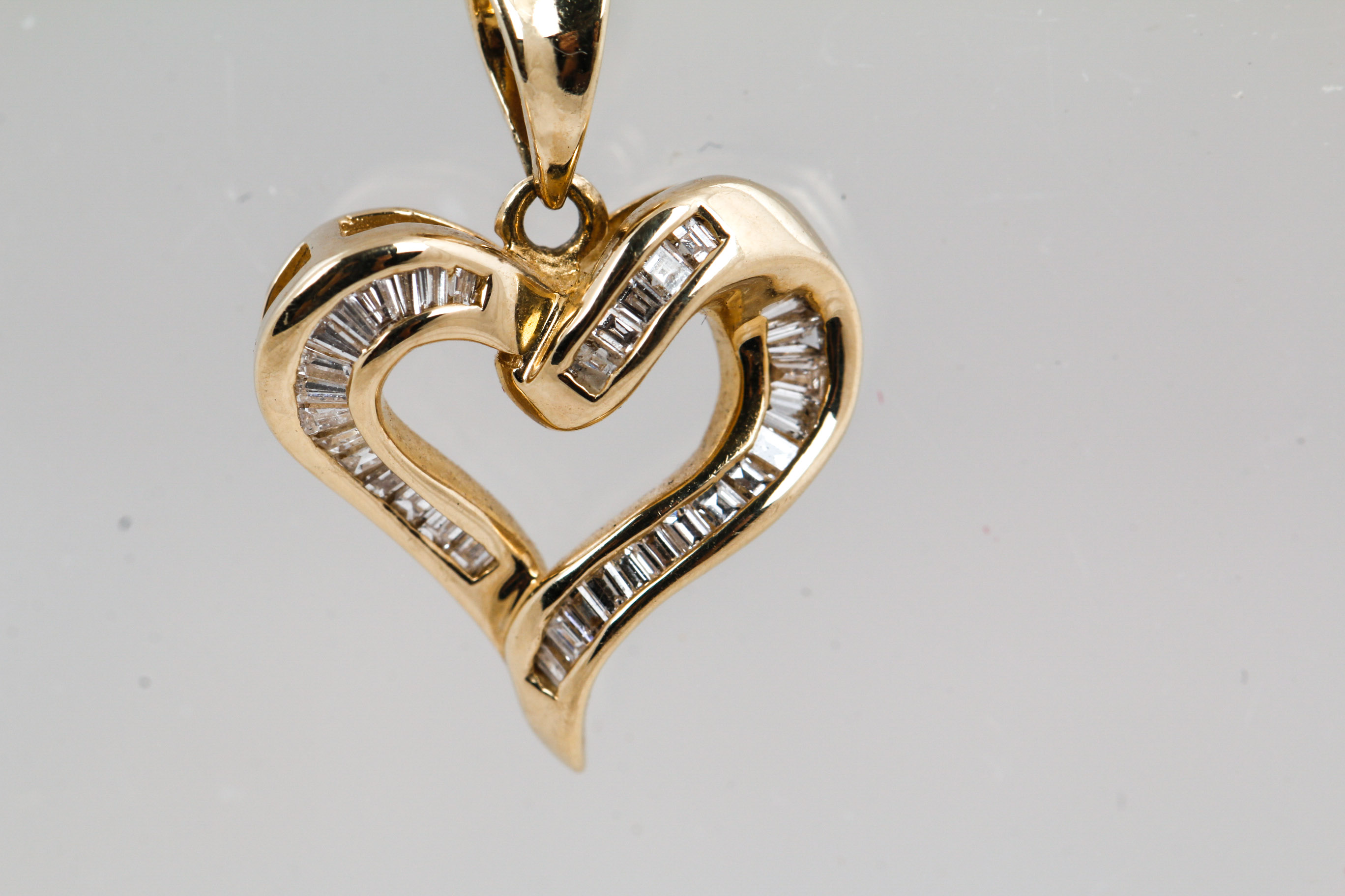 14K Yellow Gold Diamond Heart Pendant