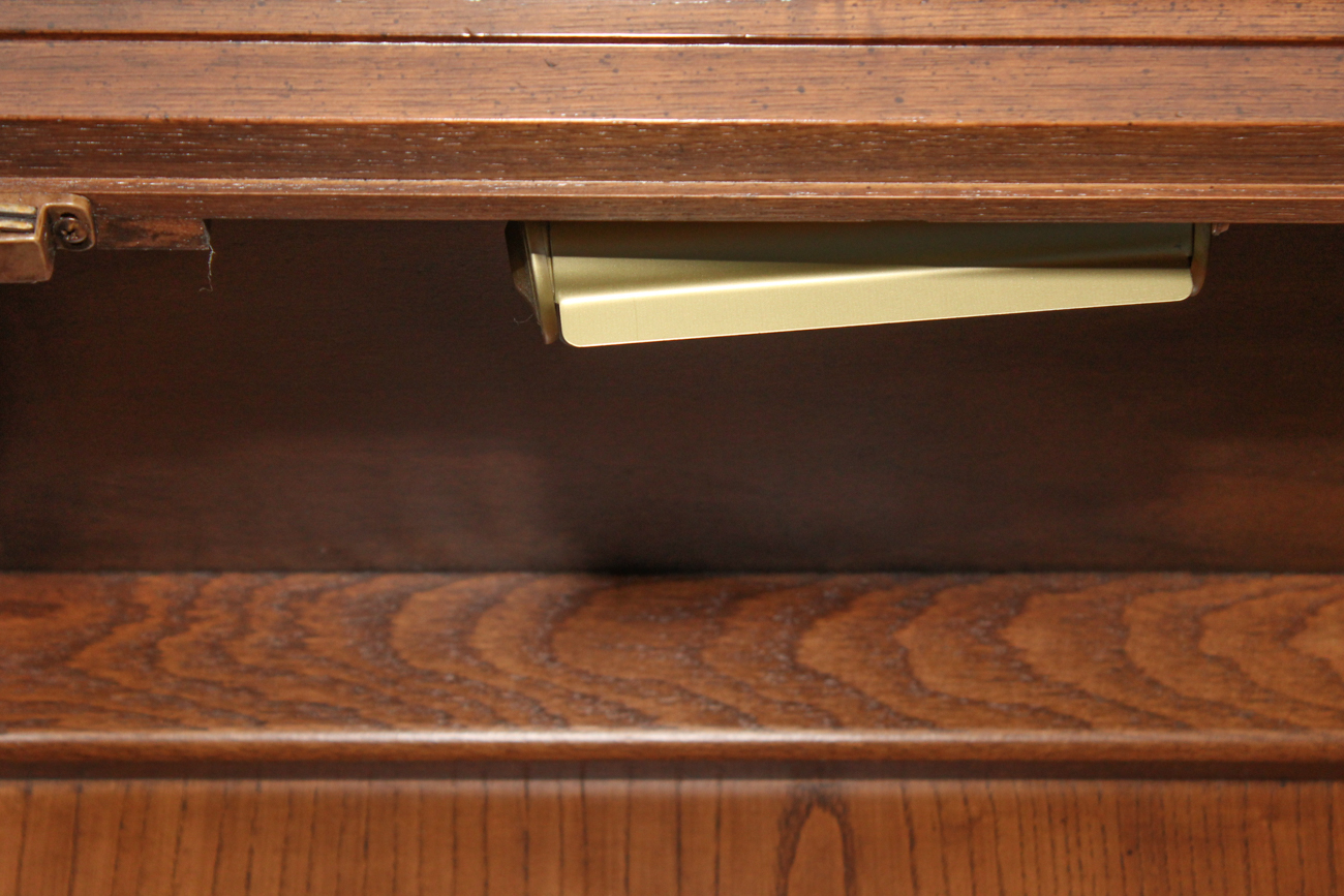 Henredon "Four Centuries" Two-Piece Solid Ash Display Cabinet