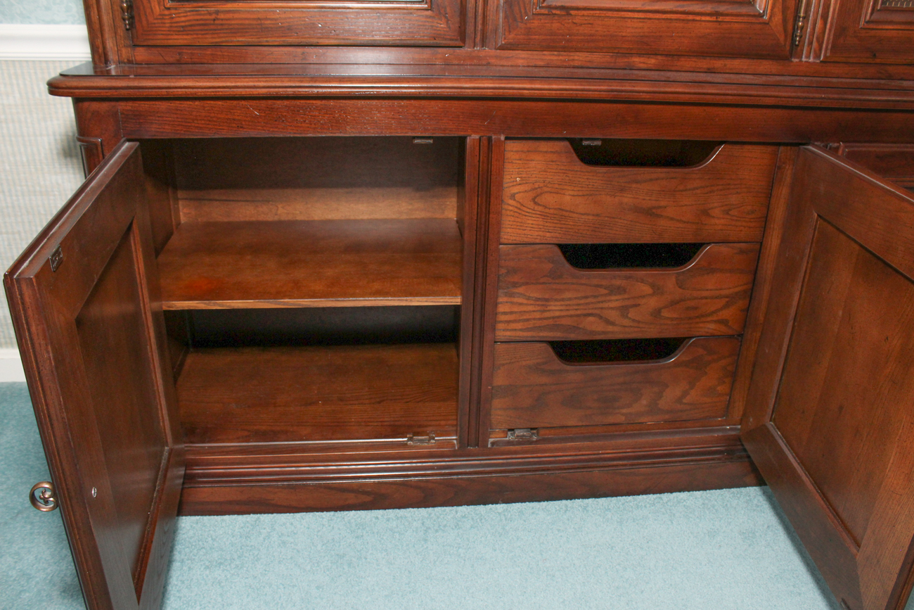 Henredon "Four Centuries" Two-Piece Solid Ash Display Cabinet