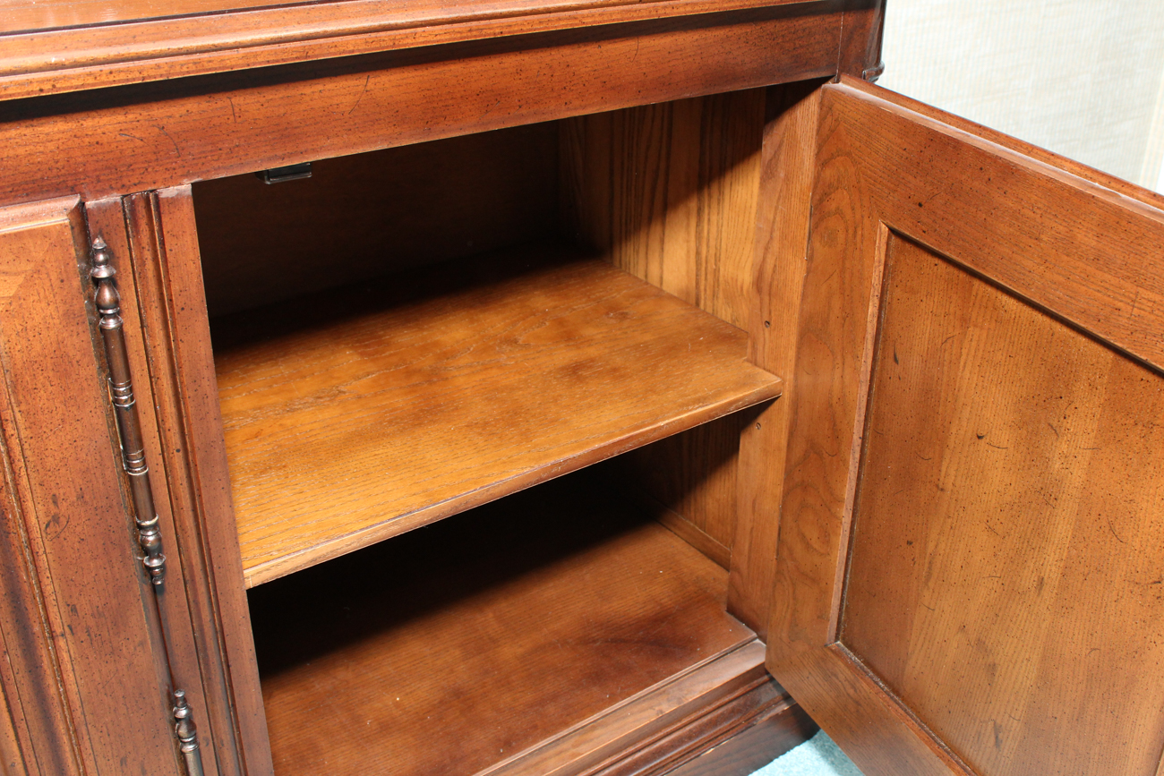 Henredon "Four Centuries" Two-Piece Solid Ash Display Cabinet
