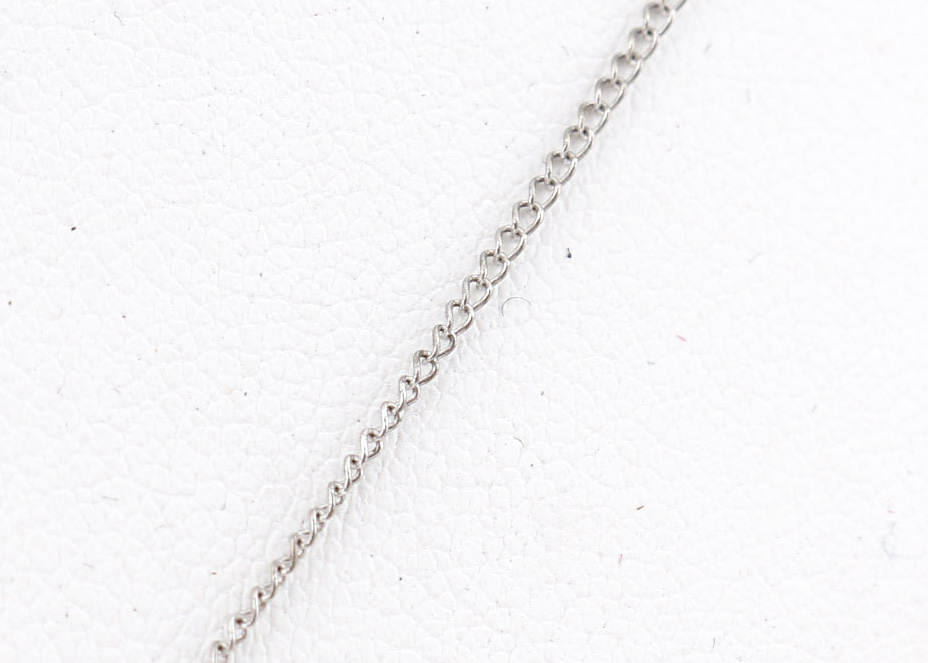 14K White Gold Diamond Rose Pendant Necklace