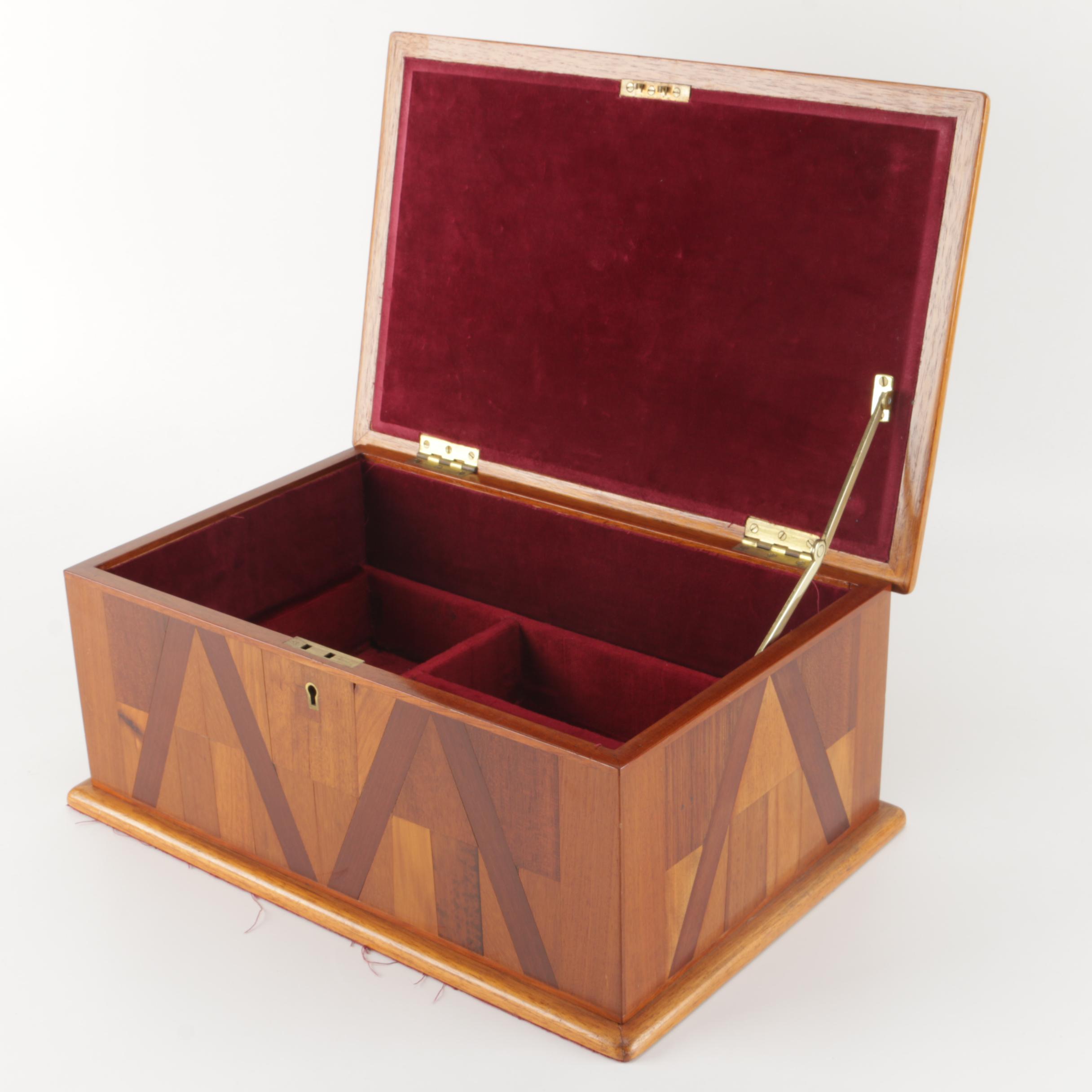 Vintage Wood Veneer Humidor