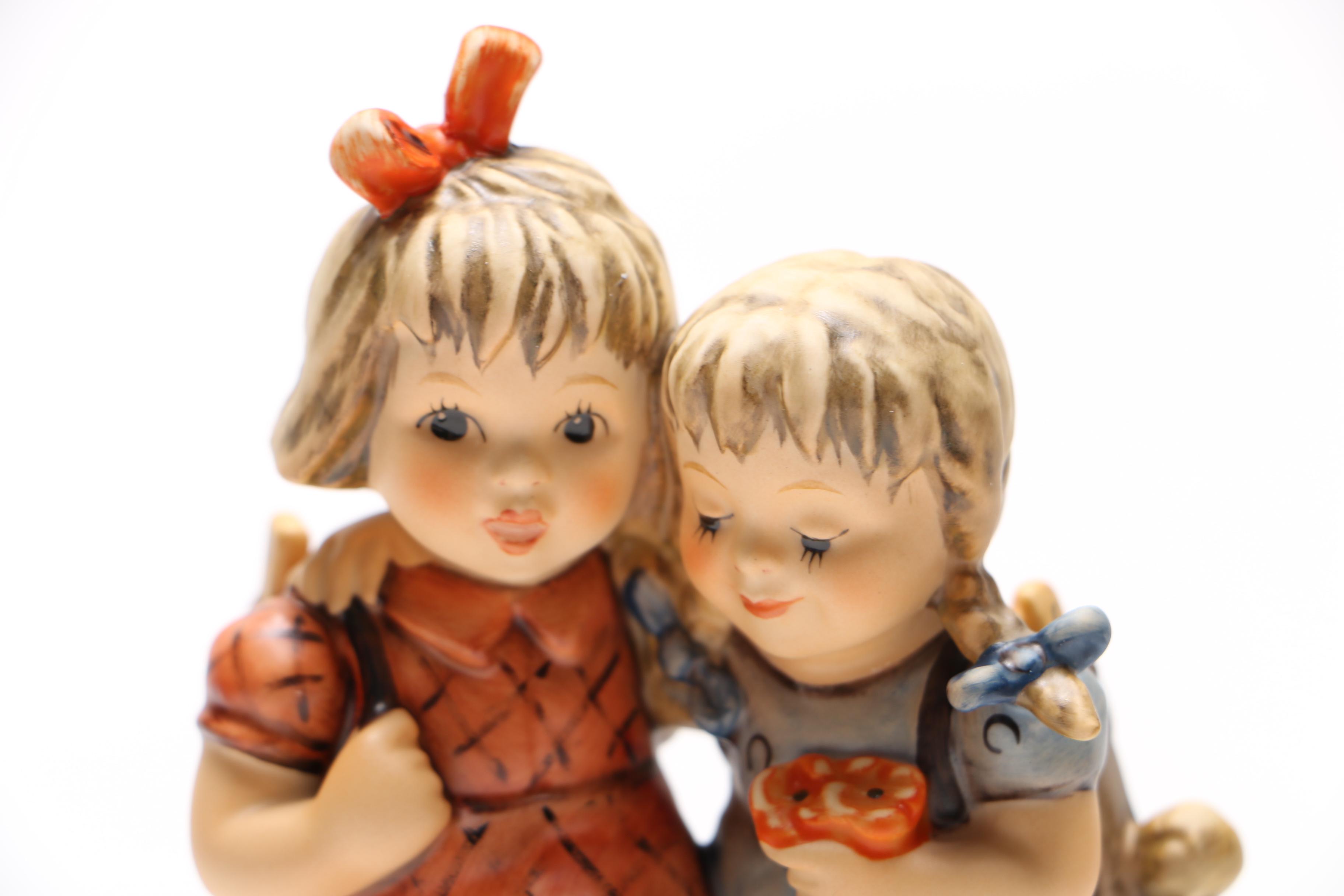 2000 First Issue Hummel Goebel "Best Friends" Ceramic Figurine