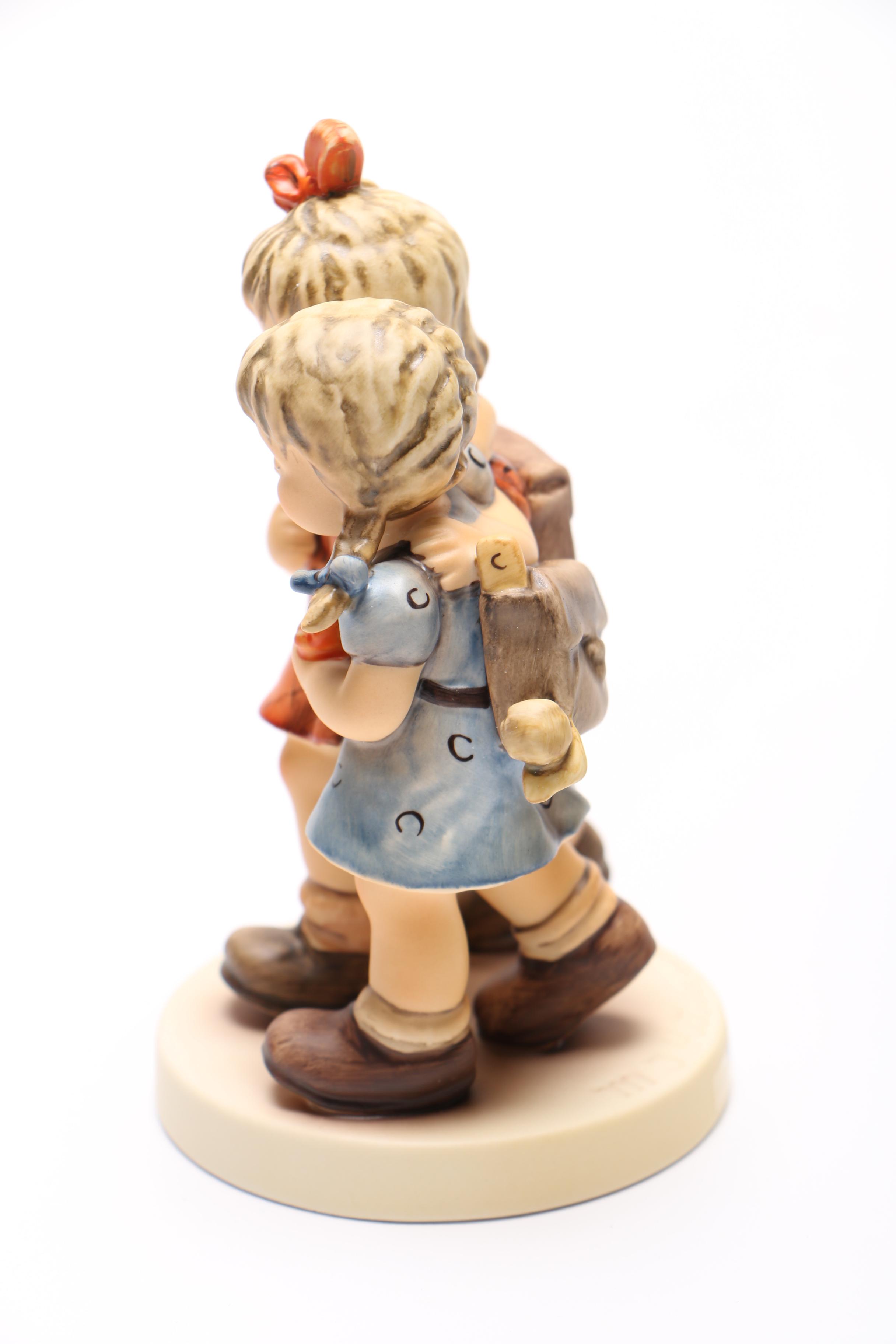 2000 First Issue Hummel Goebel "Best Friends" Ceramic Figurine