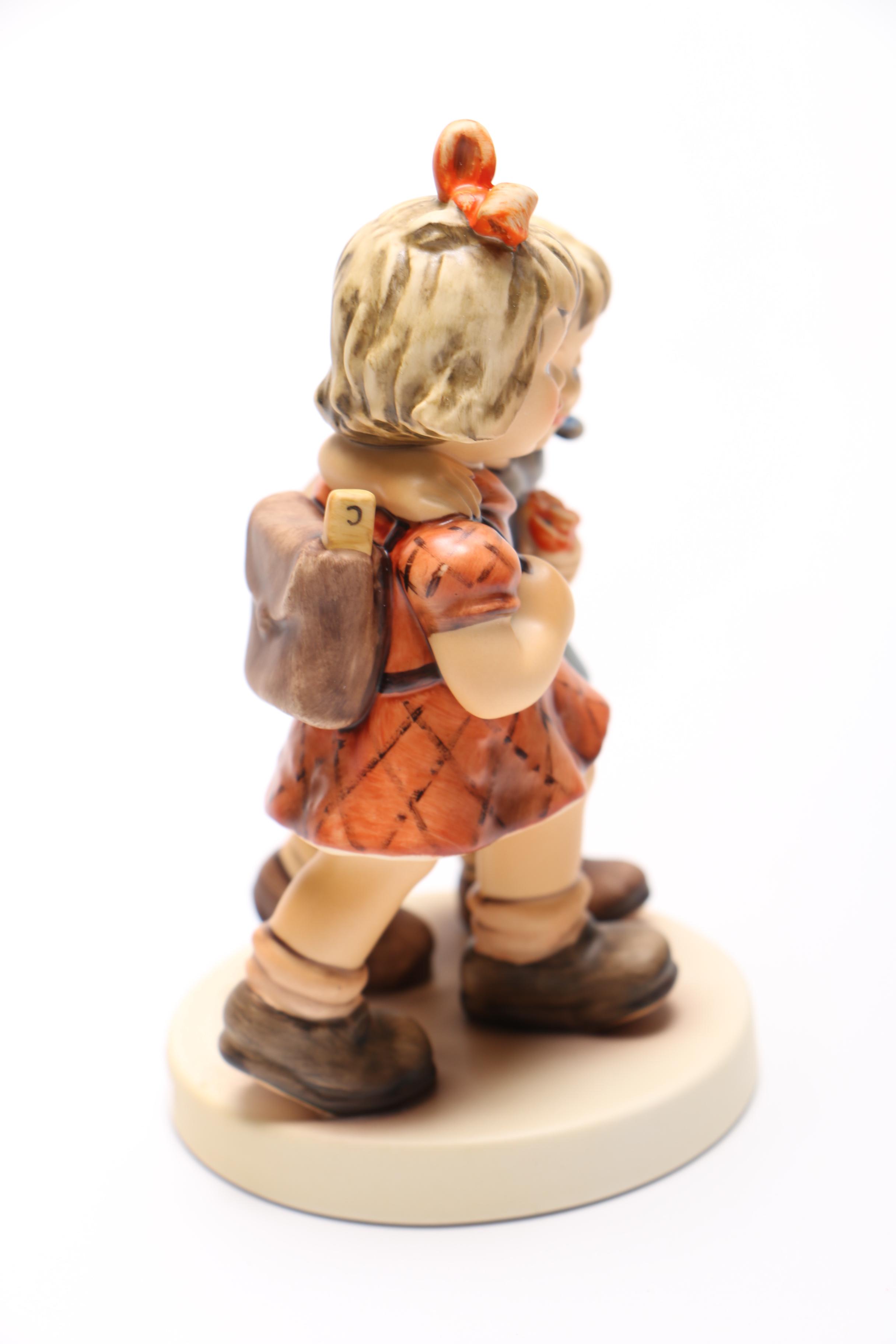 2000 First Issue Hummel Goebel "Best Friends" Ceramic Figurine