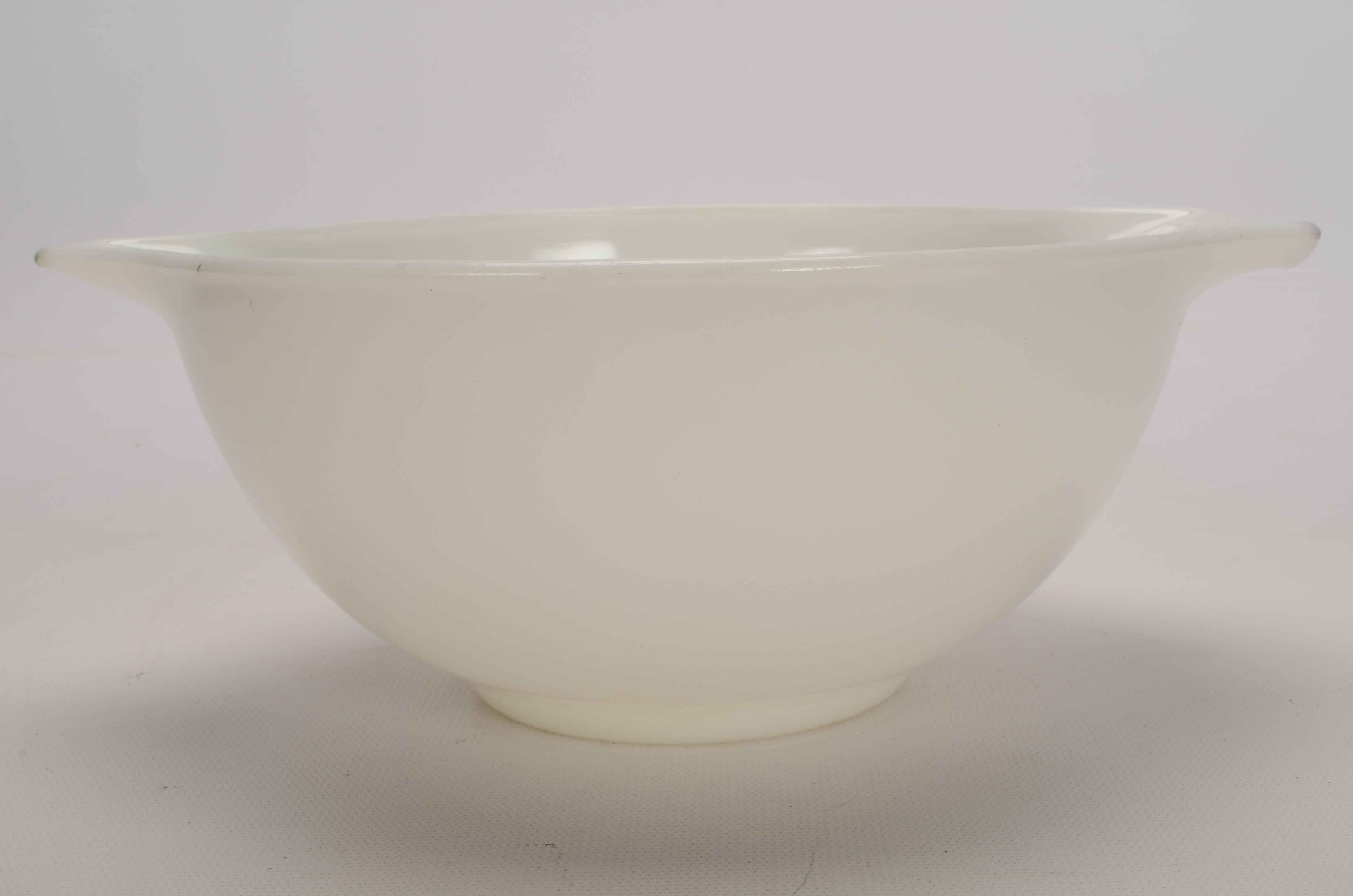 Pyrex Bowls and Dishes