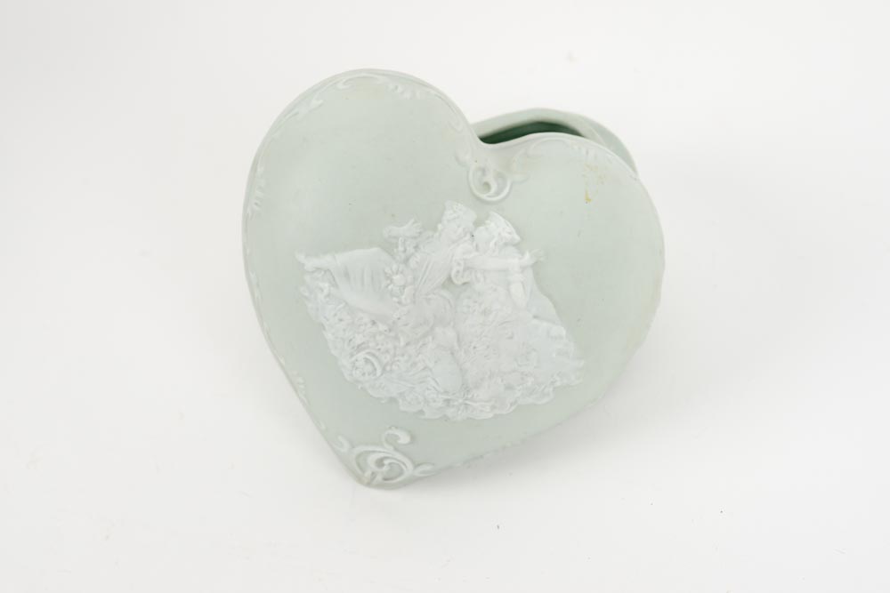 Pate-Sur-Pate Porcelain Heart Trinket Box