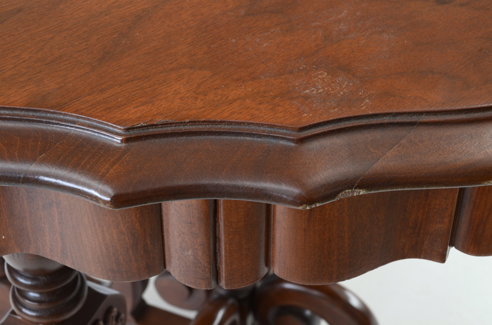 Victorian Mahogany Center Table