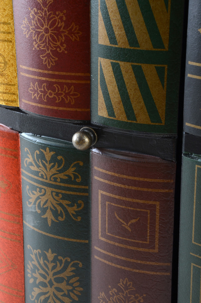 Contemporary Occasional Table With Chairs