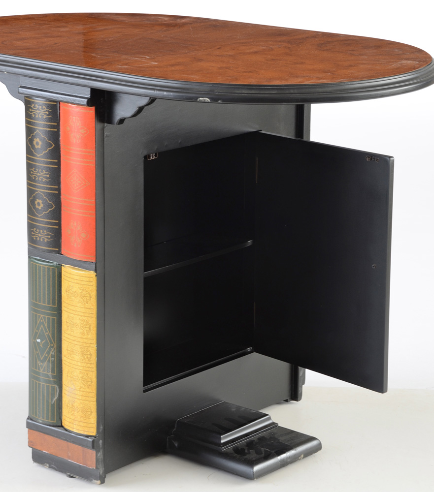 Contemporary Occasional Table With Chairs