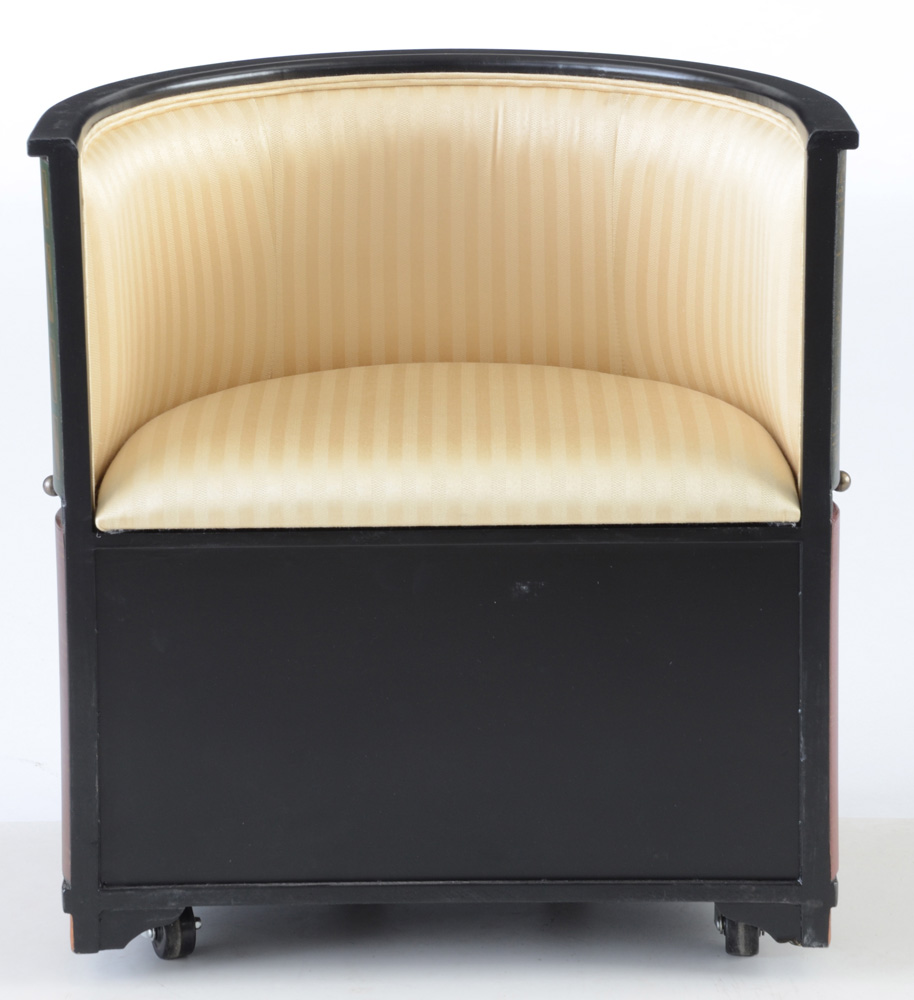 Contemporary Occasional Table With Chairs