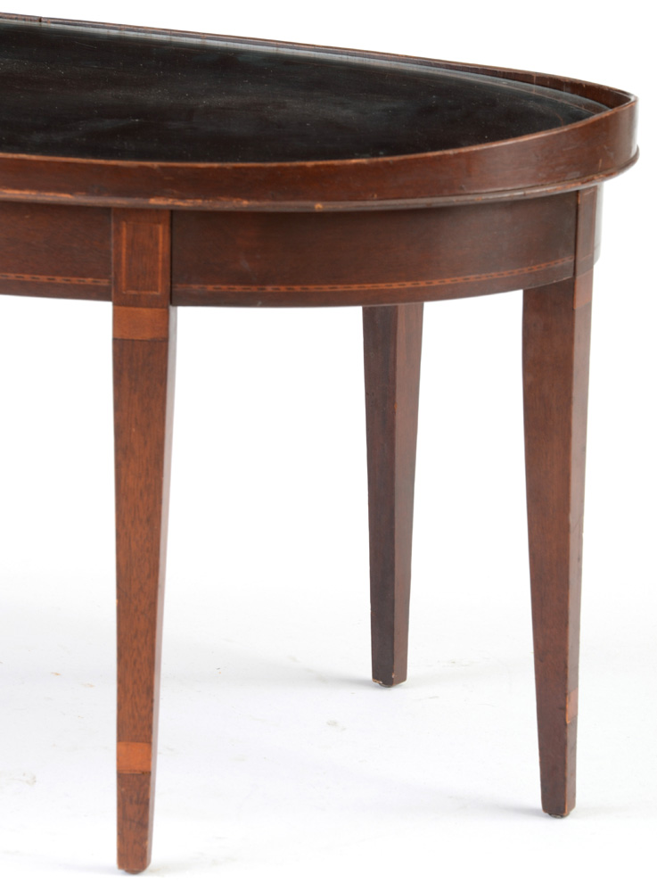 Oval Inlaid Mahogany Hepplewhite Style Coffee Table