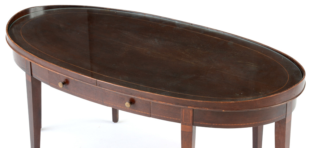 Oval Inlaid Mahogany Hepplewhite Style Coffee Table