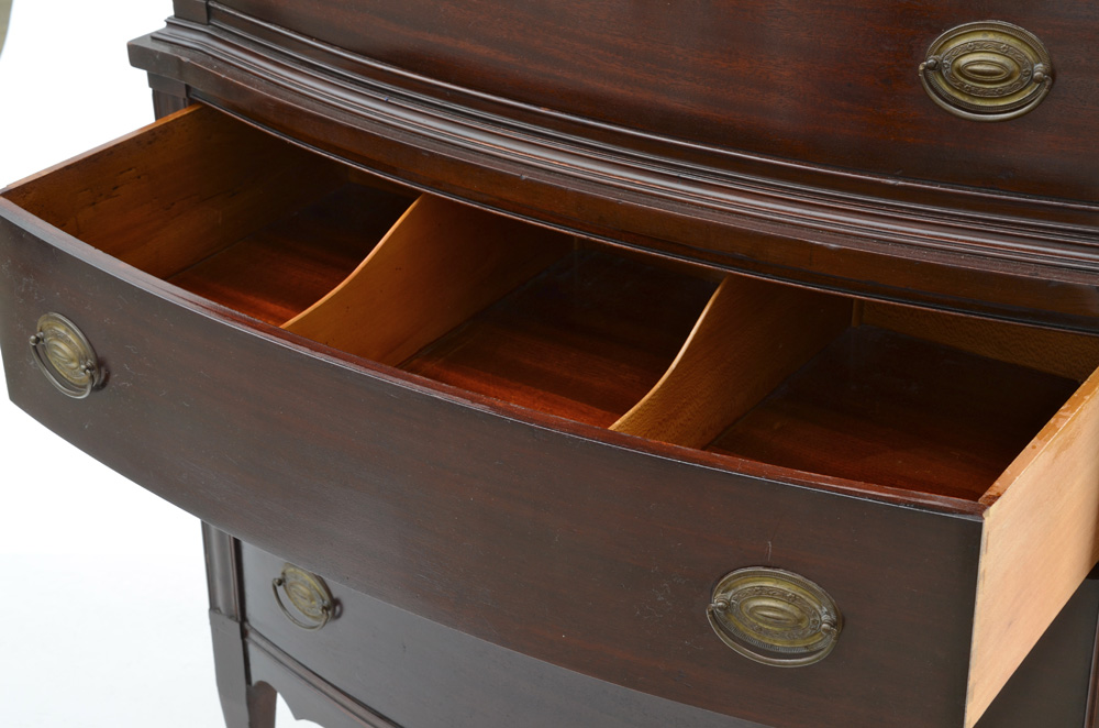 Vintage Mahogany Chest of Drawers