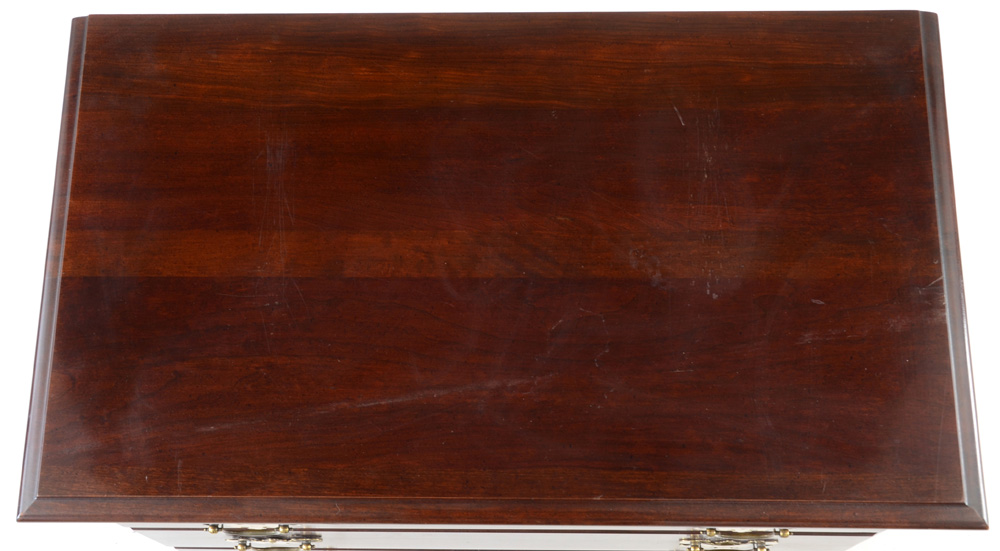 Mahogany Four Drawer Bachelor's Chest