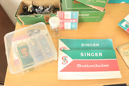 Vintage Singer Sewing Machine and Accessories