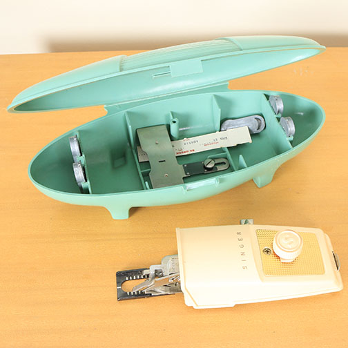 Vintage Singer Sewing Machine and Accessories