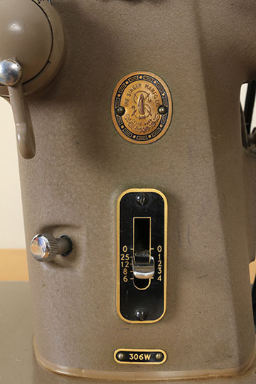 Vintage Singer Sewing Machine and Accessories