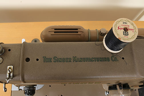 Vintage Singer Sewing Machine and Accessories