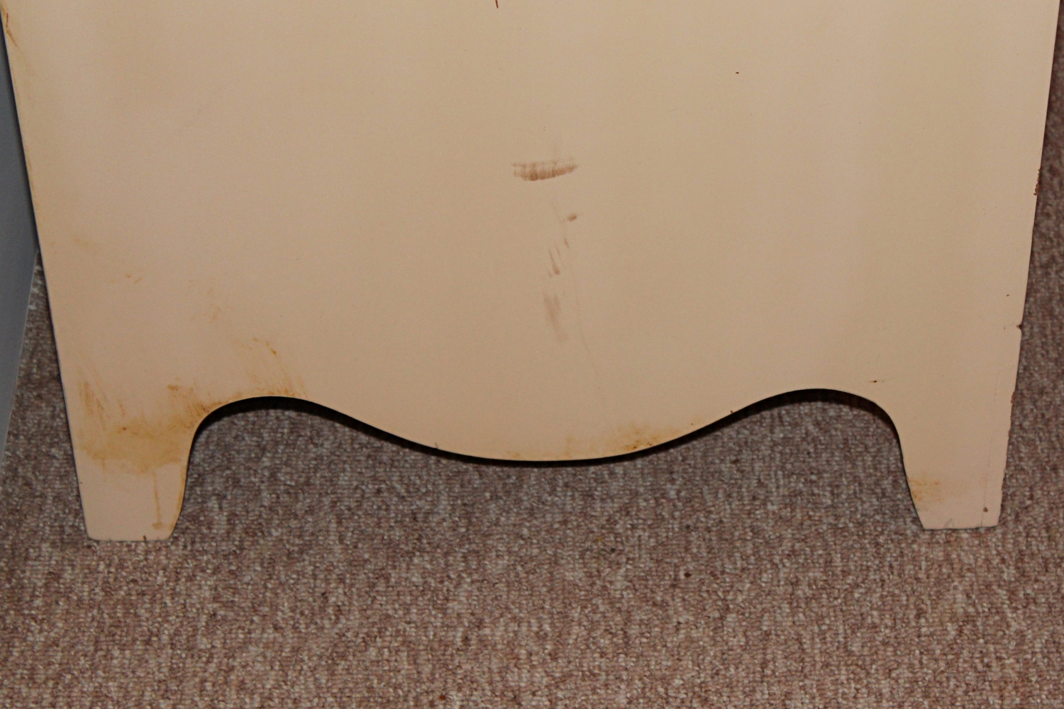 Vintage Hepplewhite Style Painted Chest