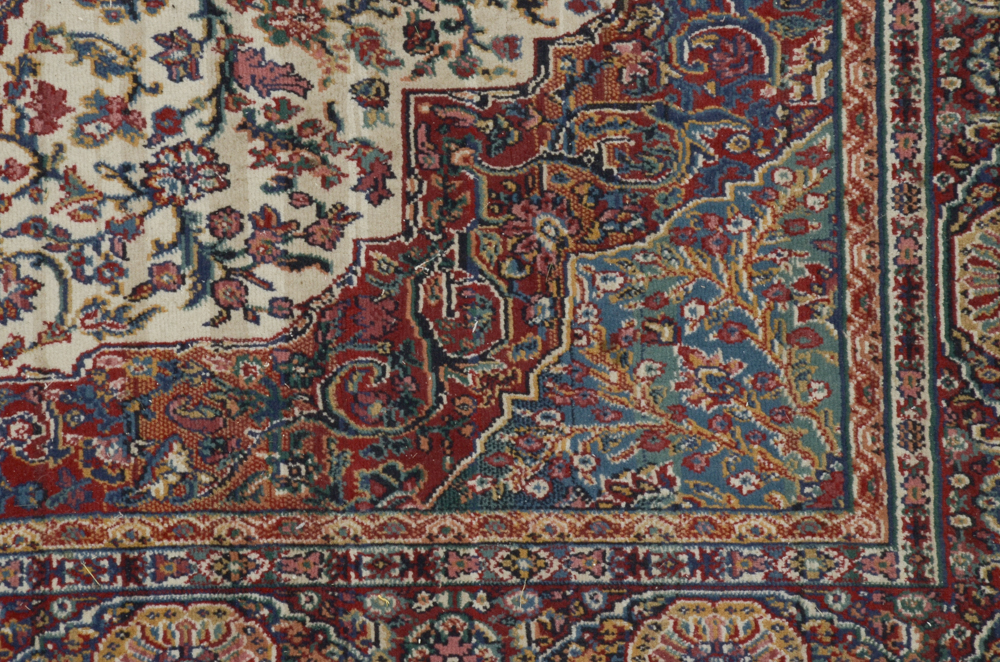 Oriental Weavers "Morocco Ivory" Alexandra Collection Area Rug