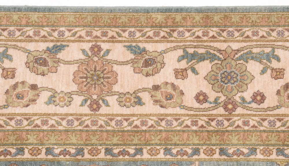 Karastan "Sereno" Machine Woven Rug