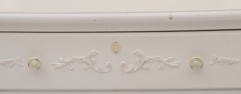 Stanley "Isabella" Dresser in White with Mirror