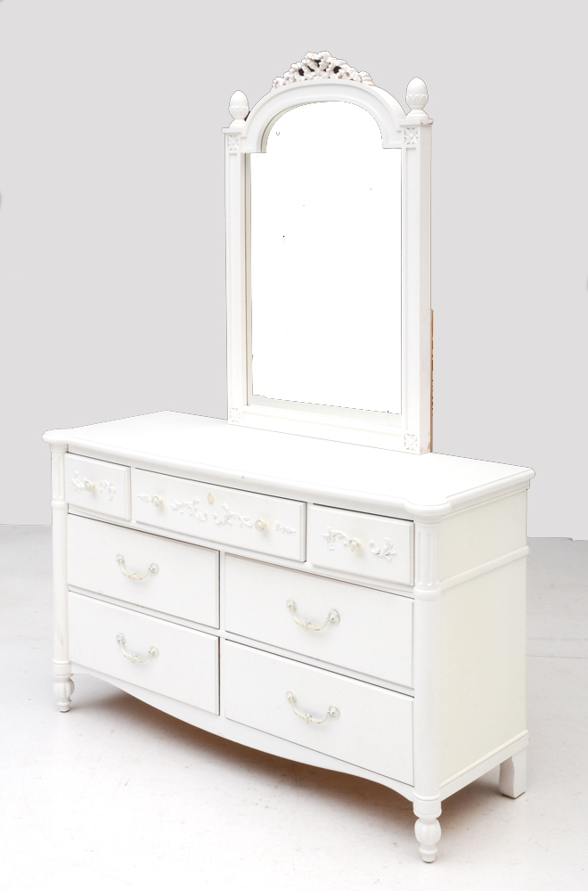 Stanley "Isabella" Dresser in White with Mirror