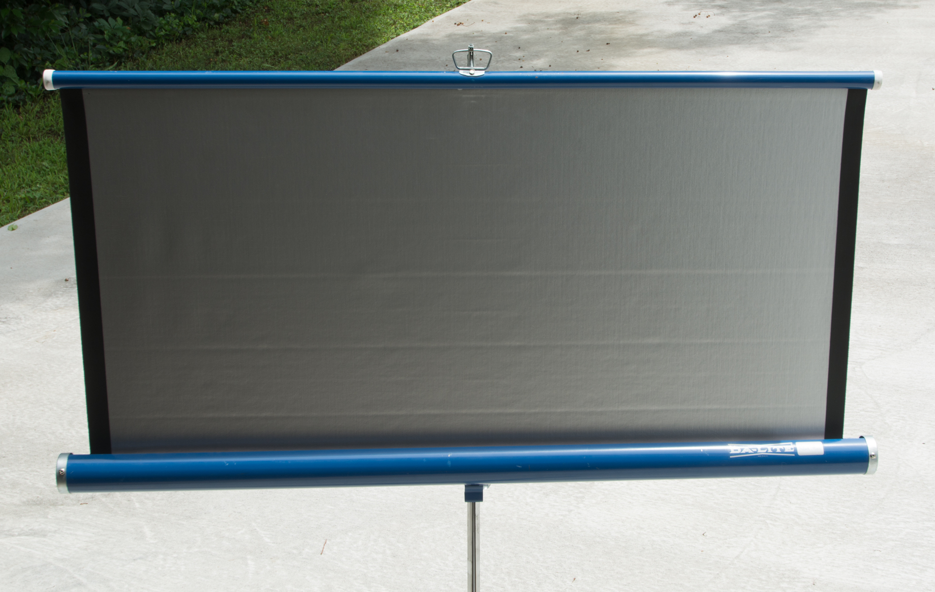 Da-Lite Silver Flyer Projection Screen