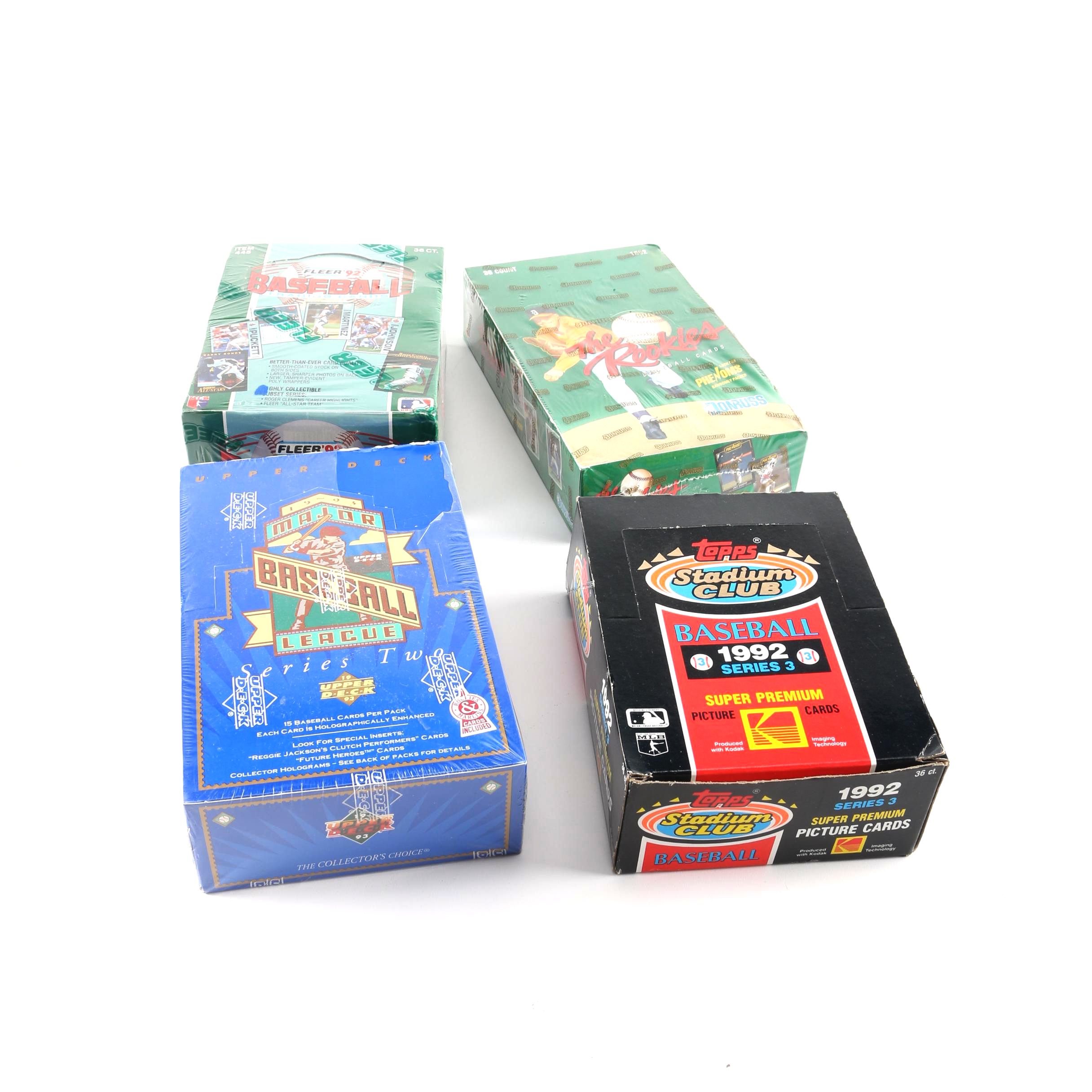 Assortment of Baseball Cards