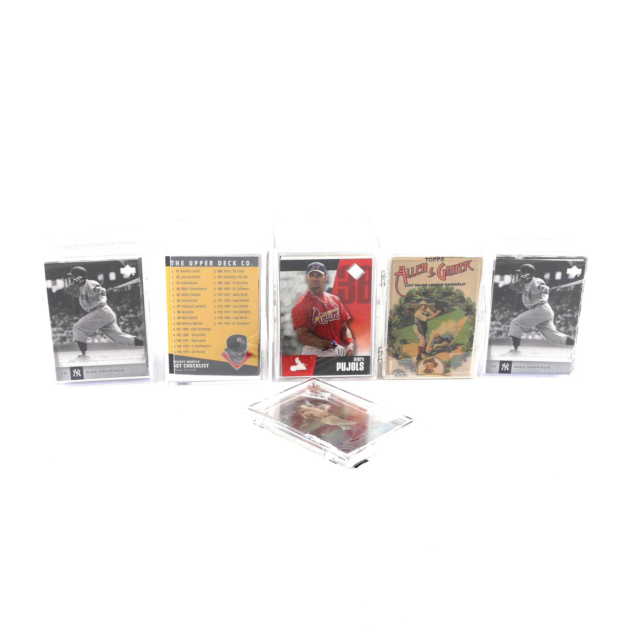Assortment of Baseball Cards