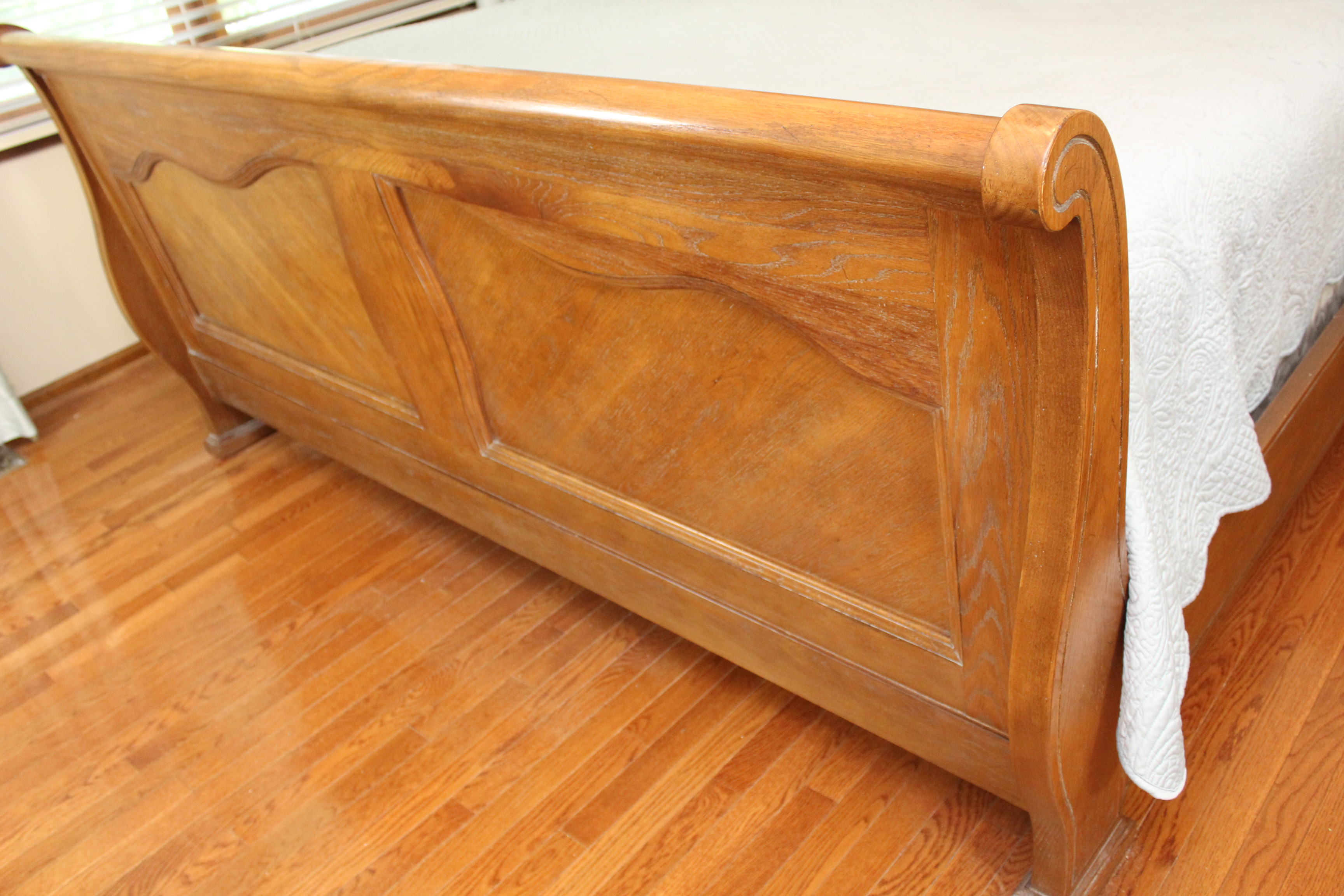 King-Size Oak Sleigh Bed Frame