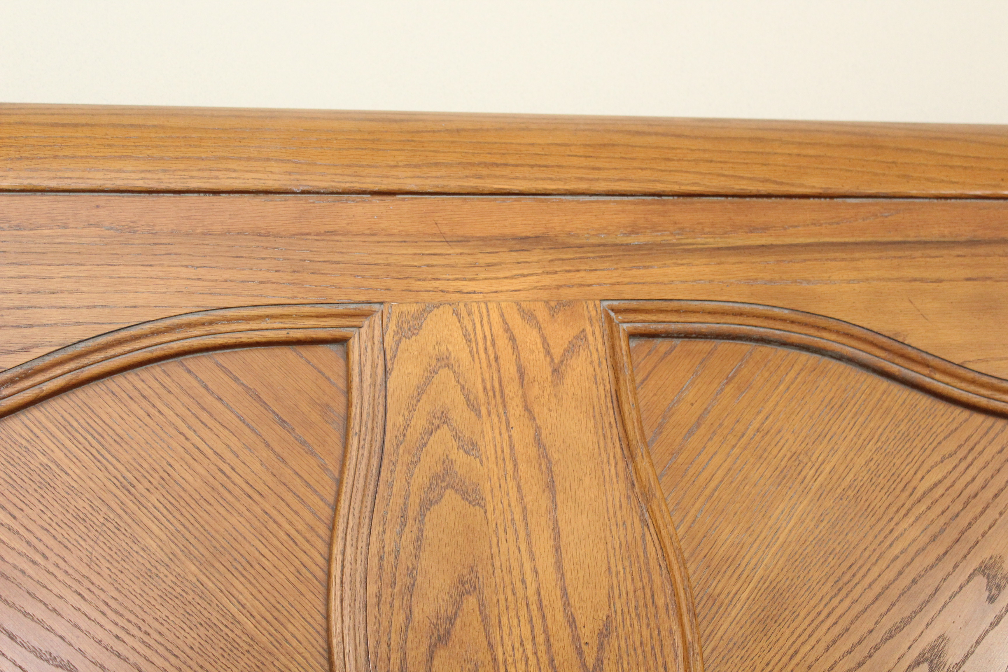 King-Size Oak Sleigh Bed Frame