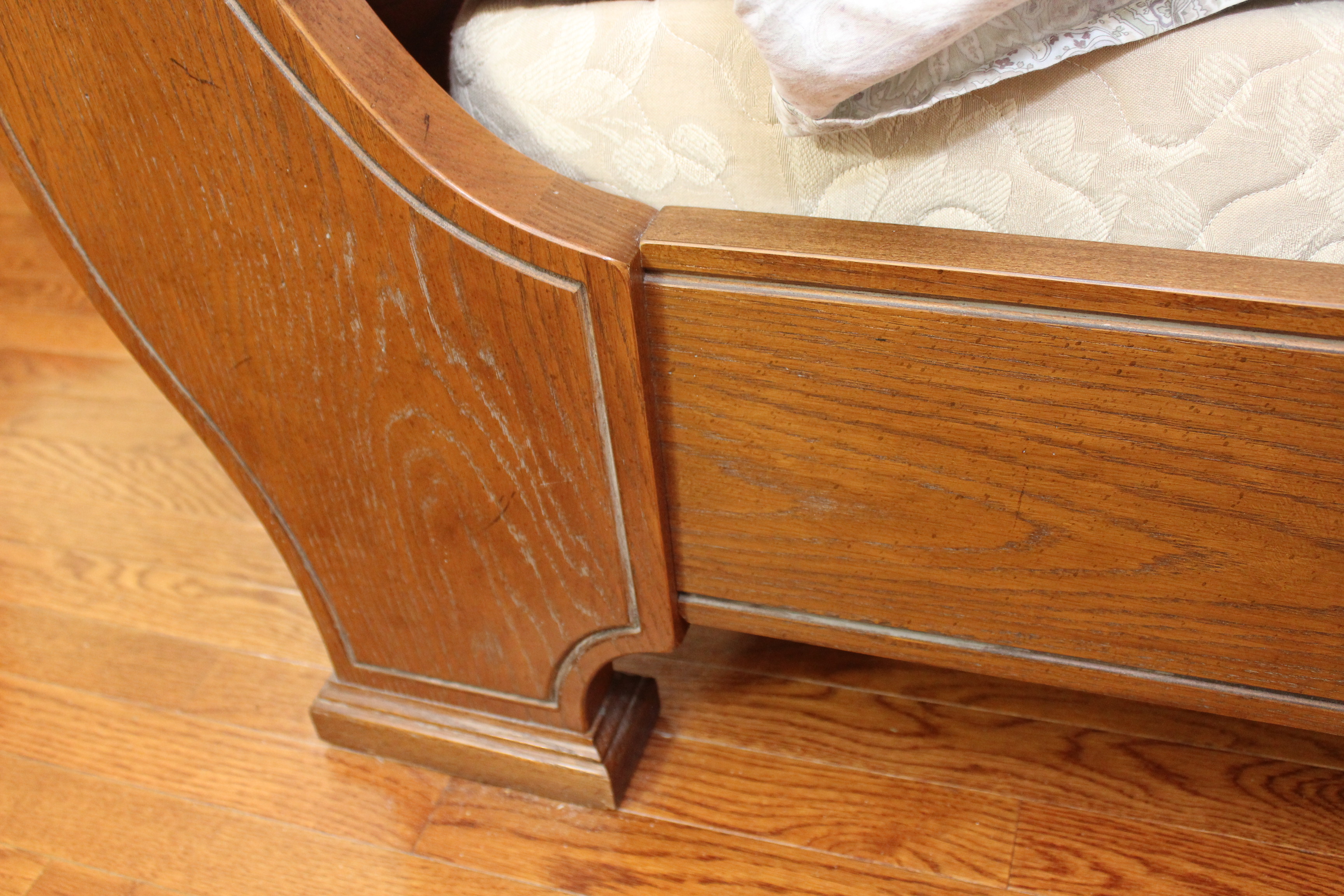 King-Size Oak Sleigh Bed Frame
