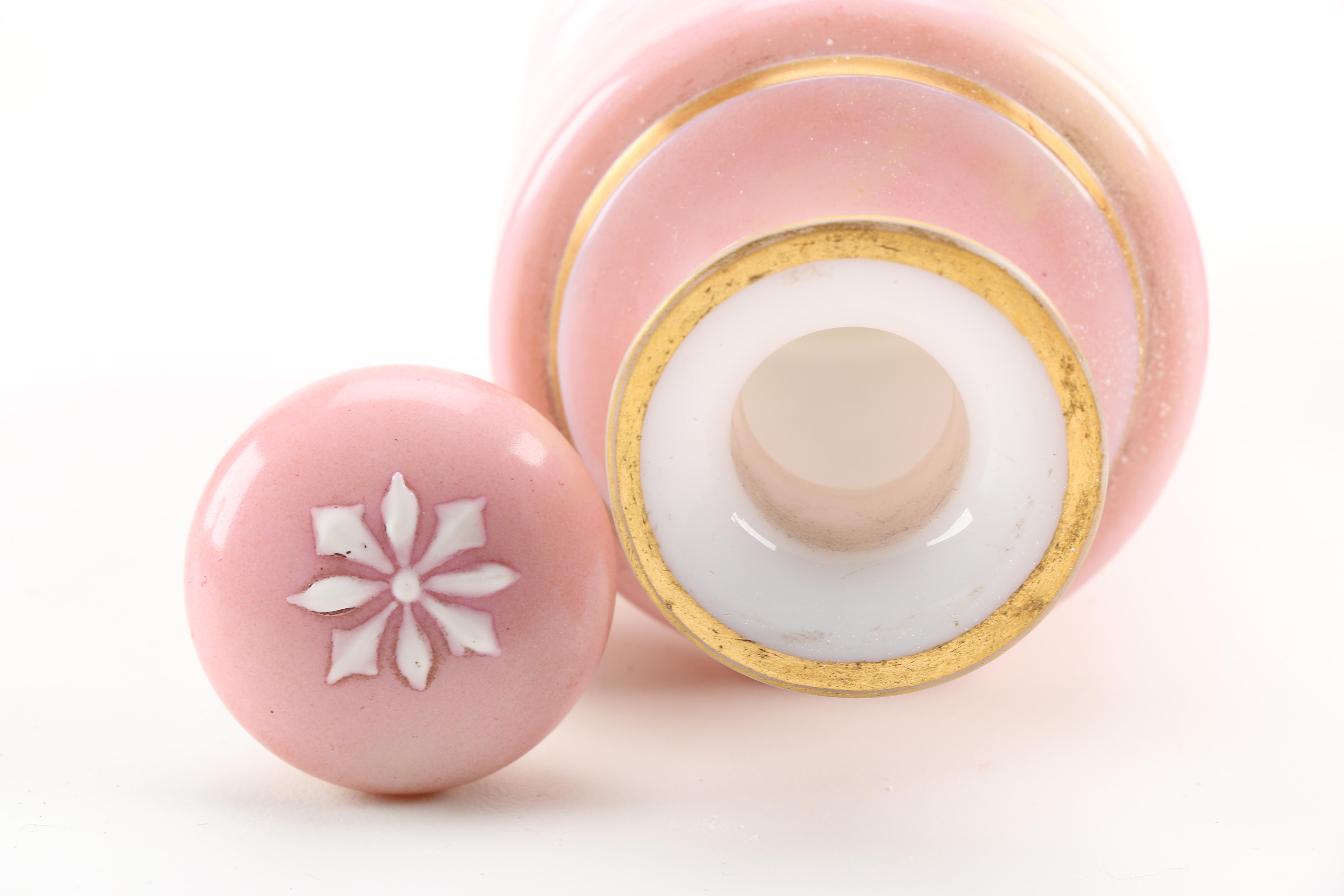 Wilcox Silver Plate Co. Carrier With Rose Tone Vanity Set