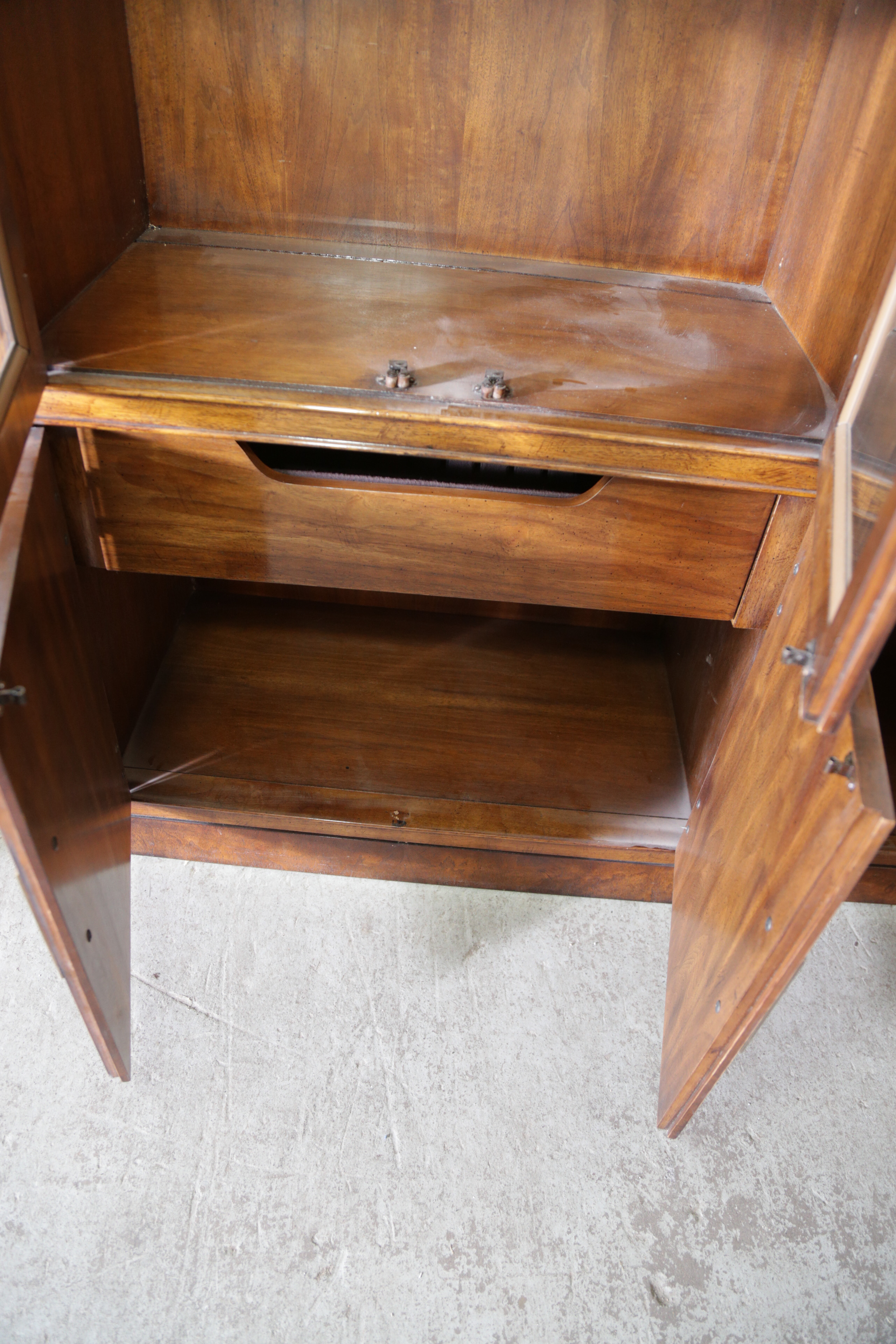 Campaign Style Walnut Veneer China Cabinet by Drexel Heritage