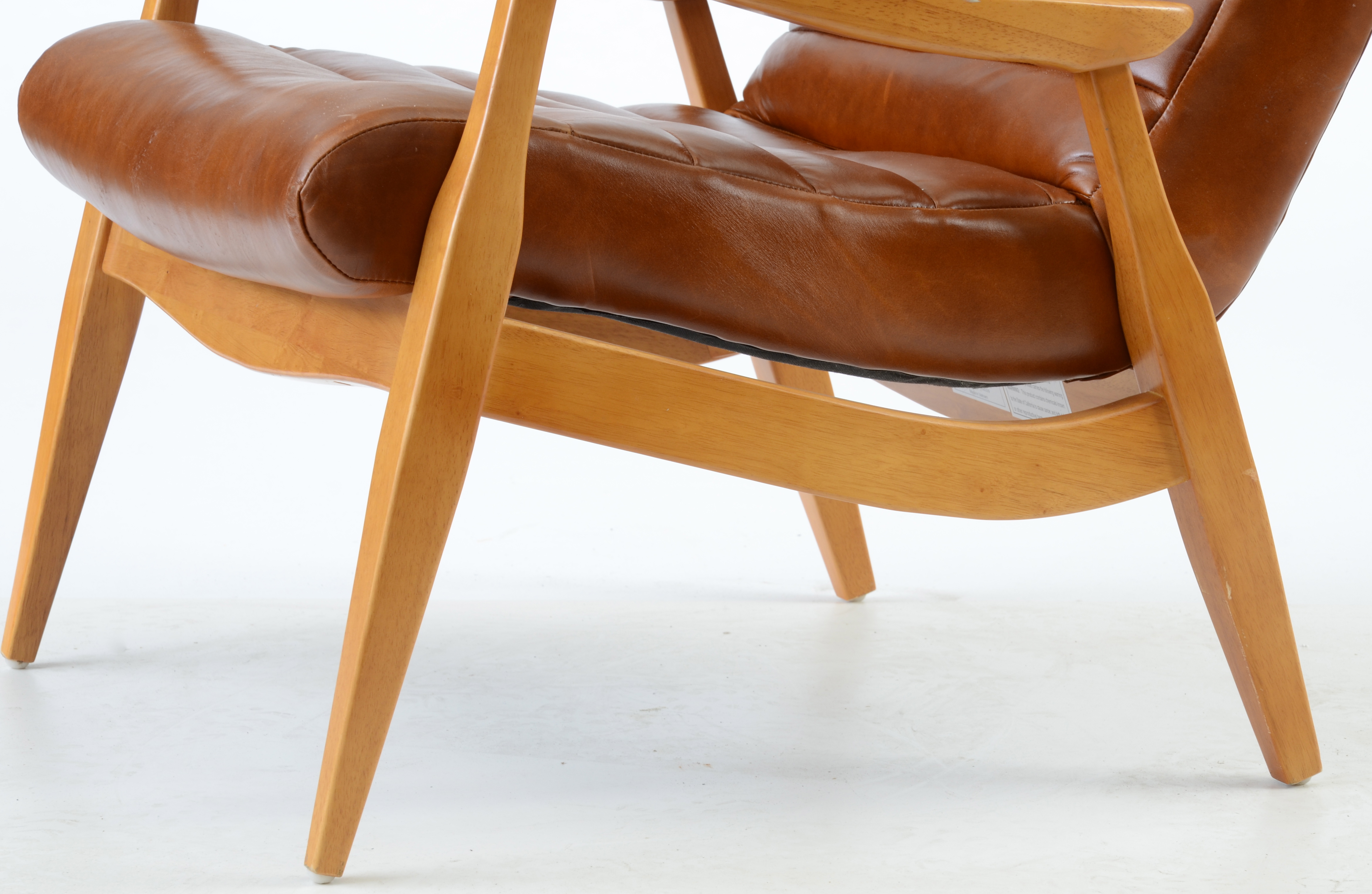 "Han" Leather Lounge Chair by Klaussner