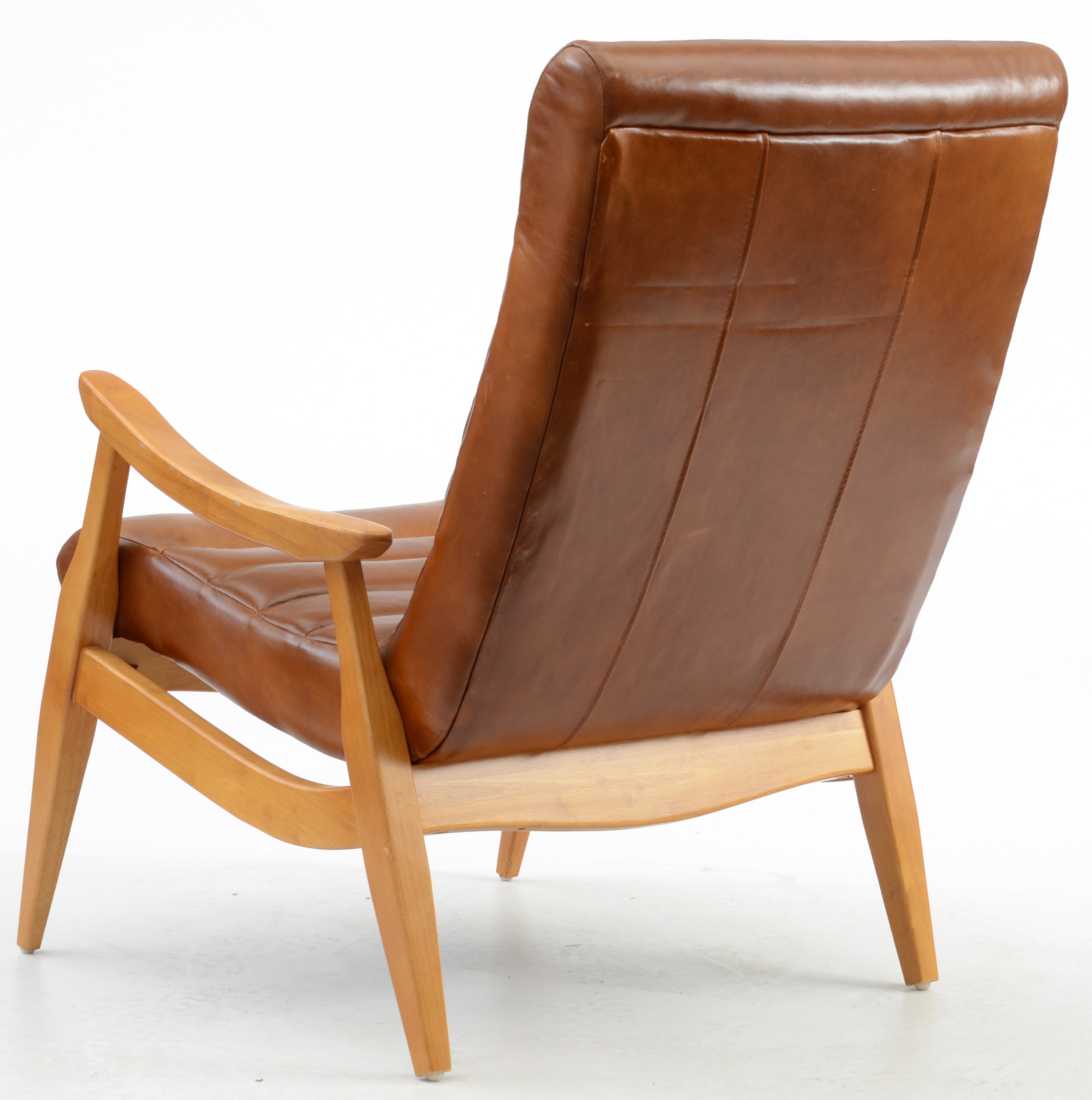 "Han" Leather Lounge Chair by Klaussner