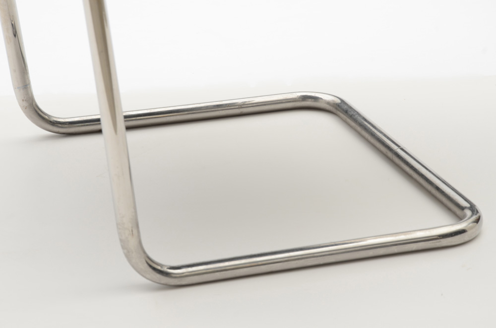 Knoll Cantilevered Arm Chair