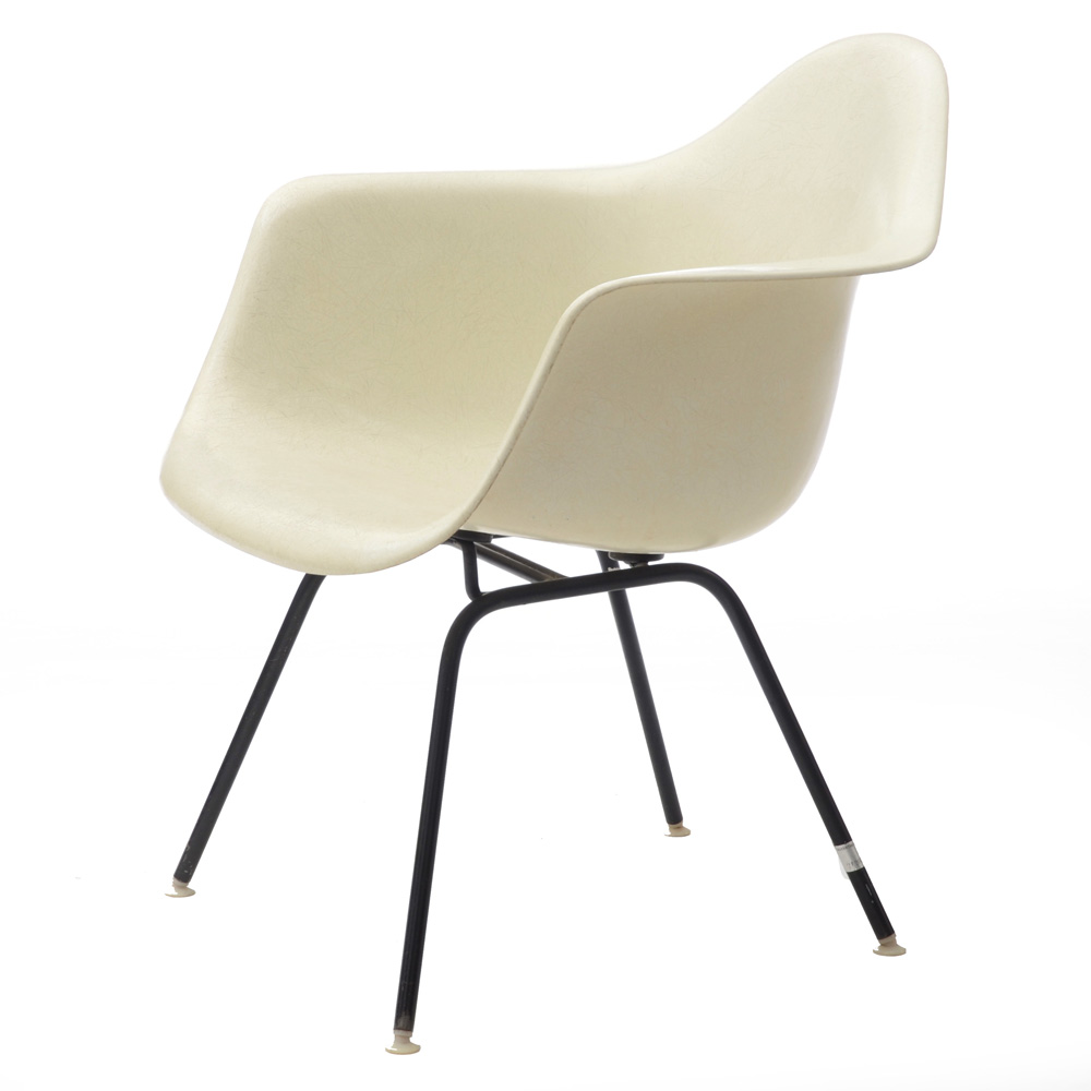 Herman Miller White Fiberglass Chair