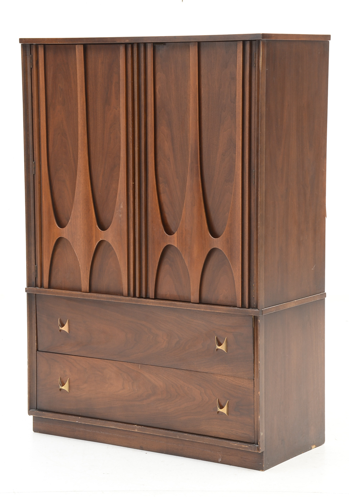 Broyhill "Brasilia" Linen Press