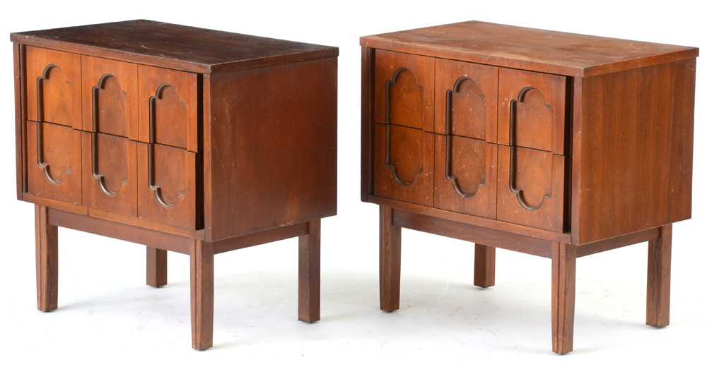 Mid Century Modern Dixie Walnut Nightstands