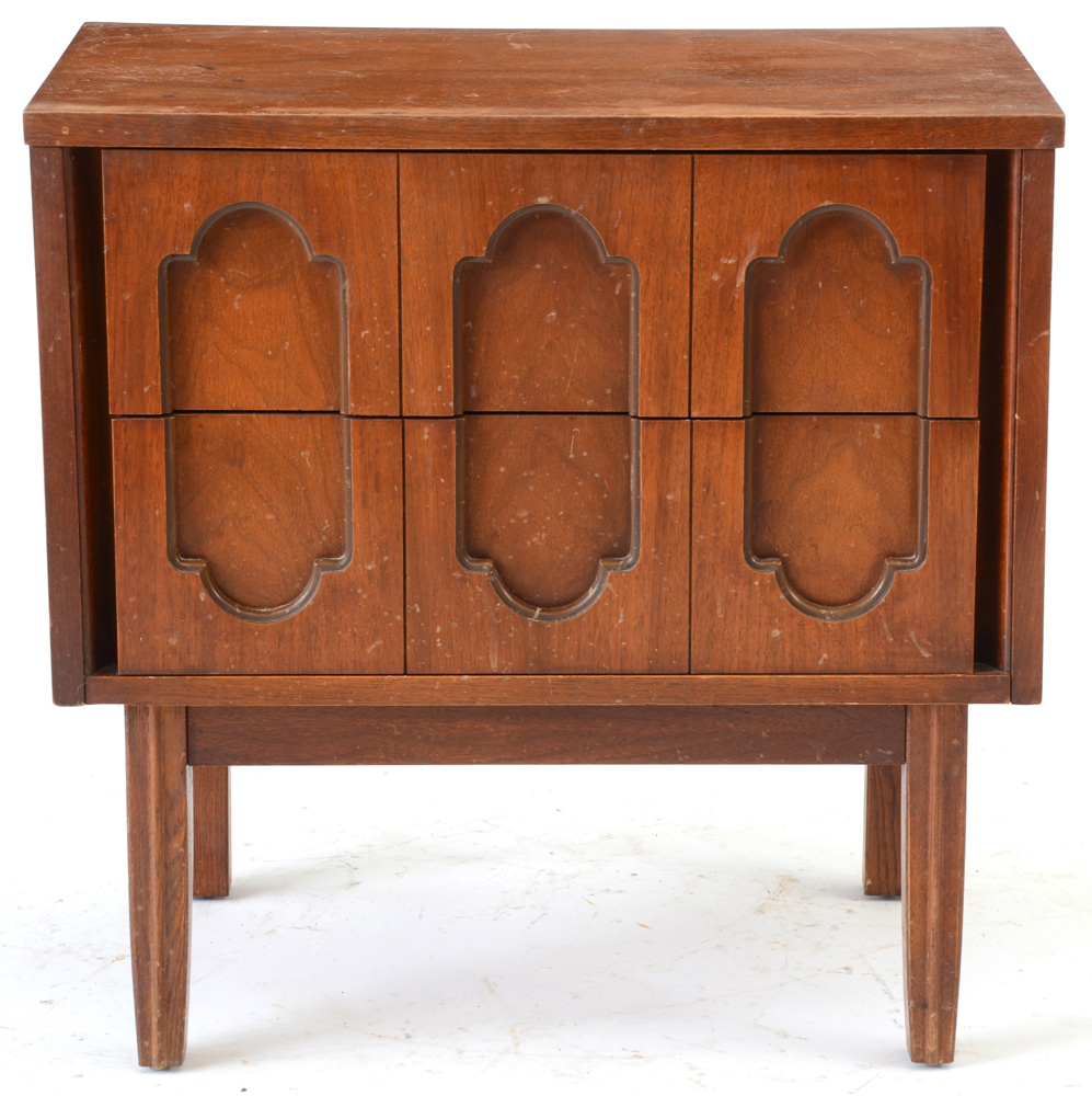 Mid Century Modern Dixie Walnut Nightstands