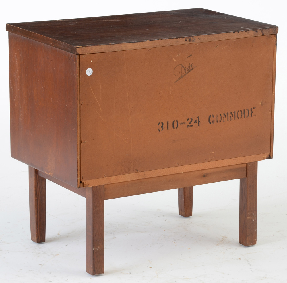 Mid Century Modern Dixie Walnut Nightstands
