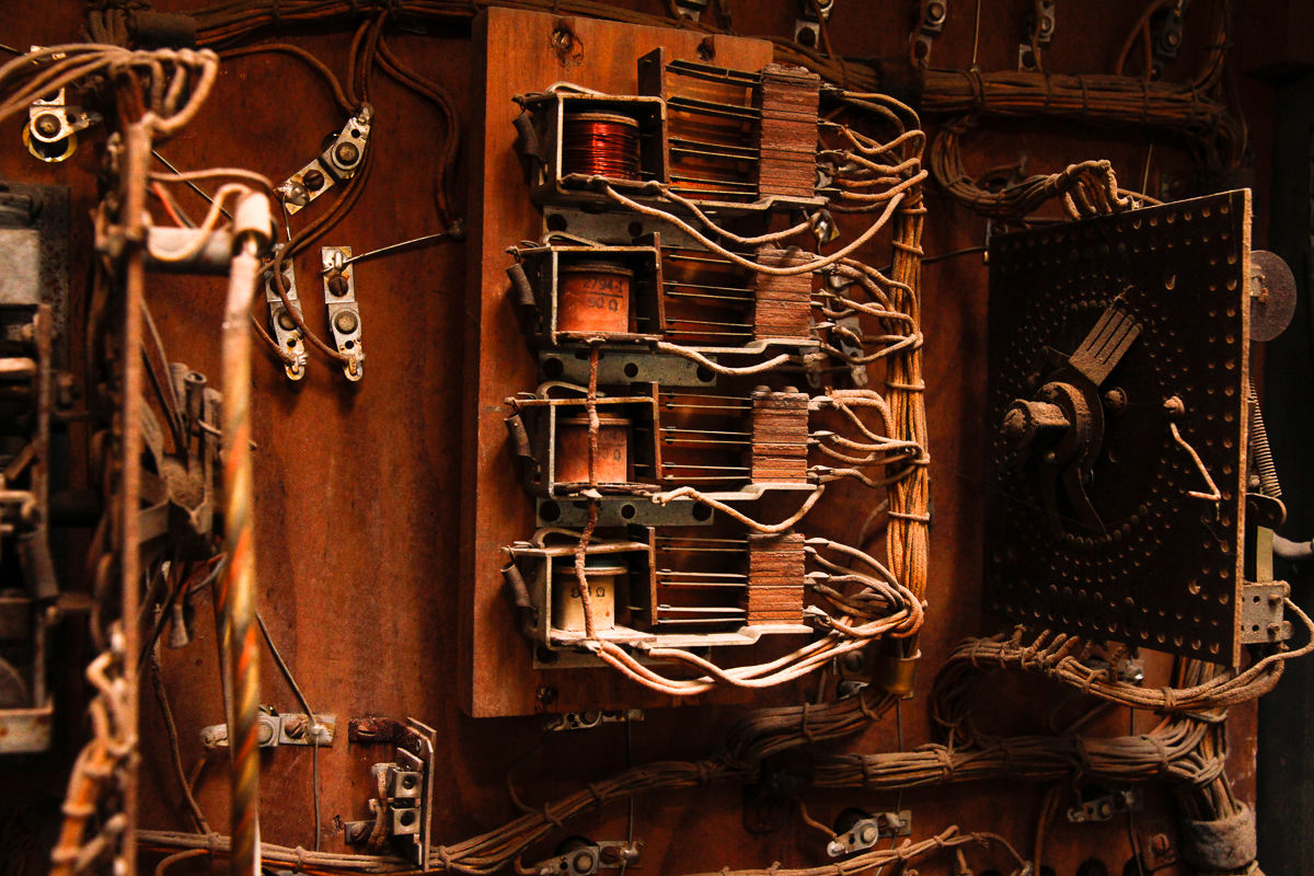 1950 Bally "Turf King" Bingo Pinball Machine