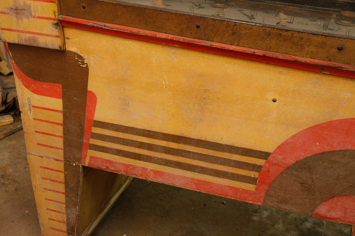 1950 Bally "Turf King" Bingo Pinball Machine