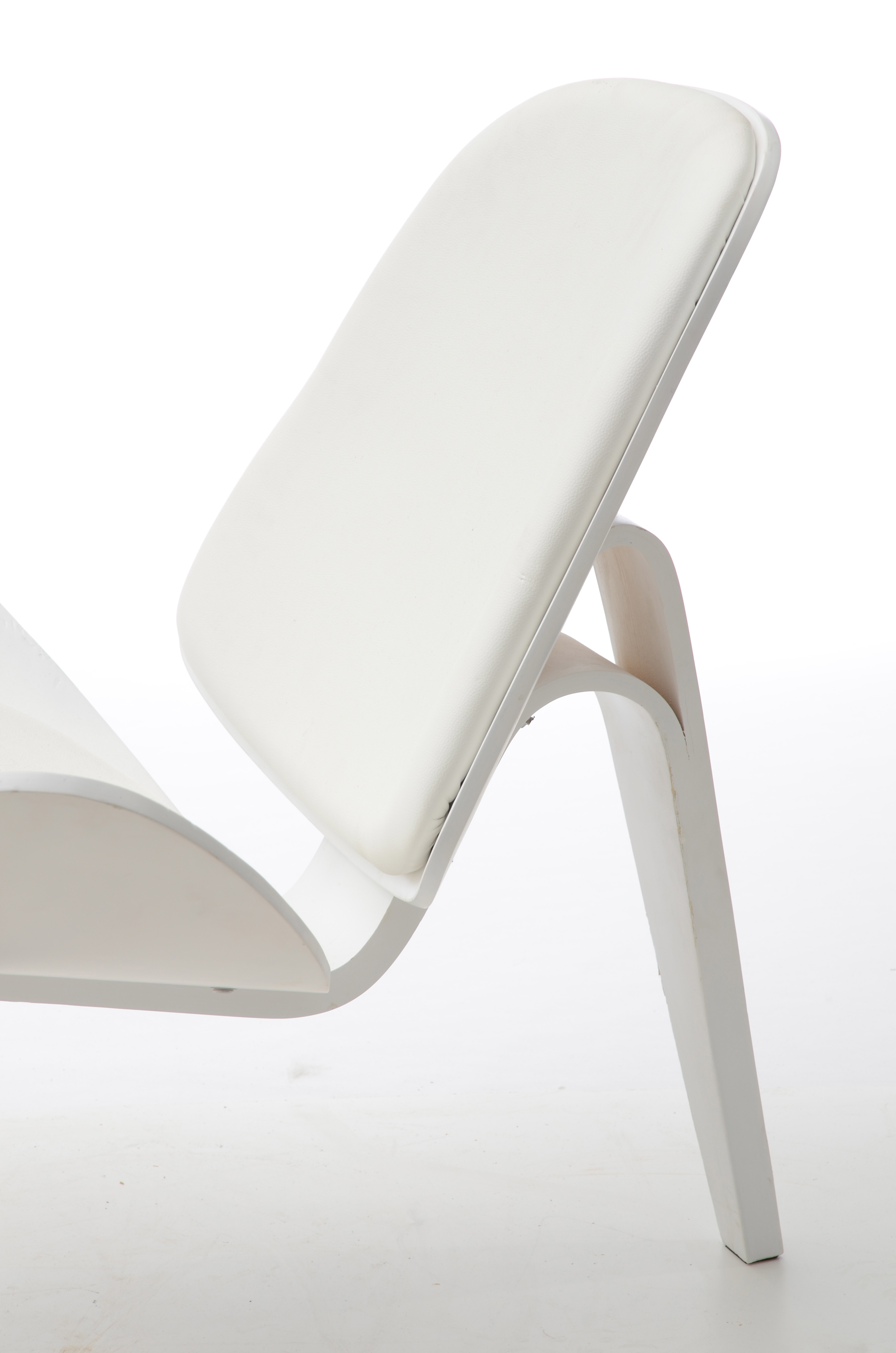 Contemporary Elliptical Lounge Chair