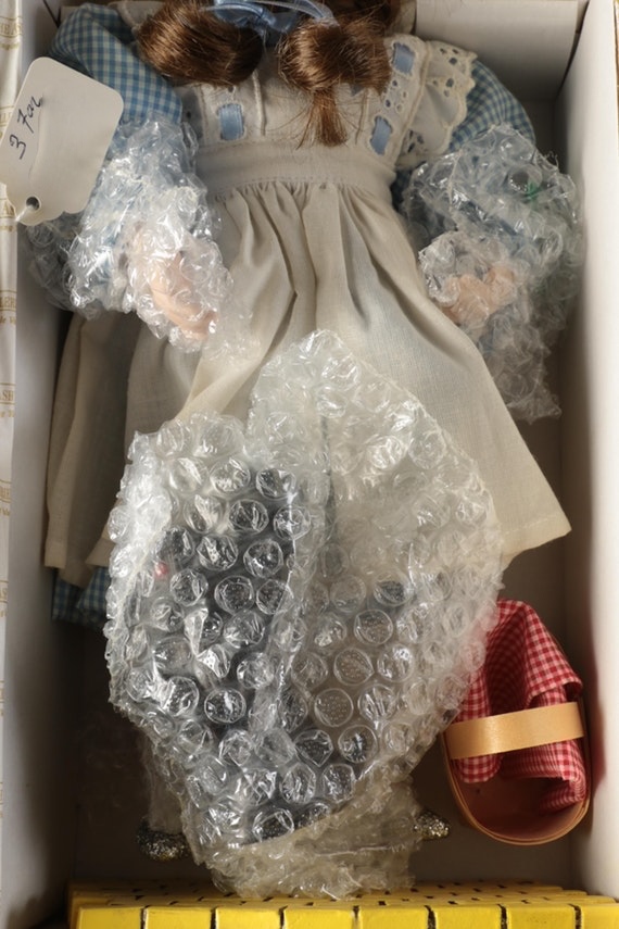 Ashton-Drake Galleries "The Wonderful Wizard of Oz" Porcelain Dolls