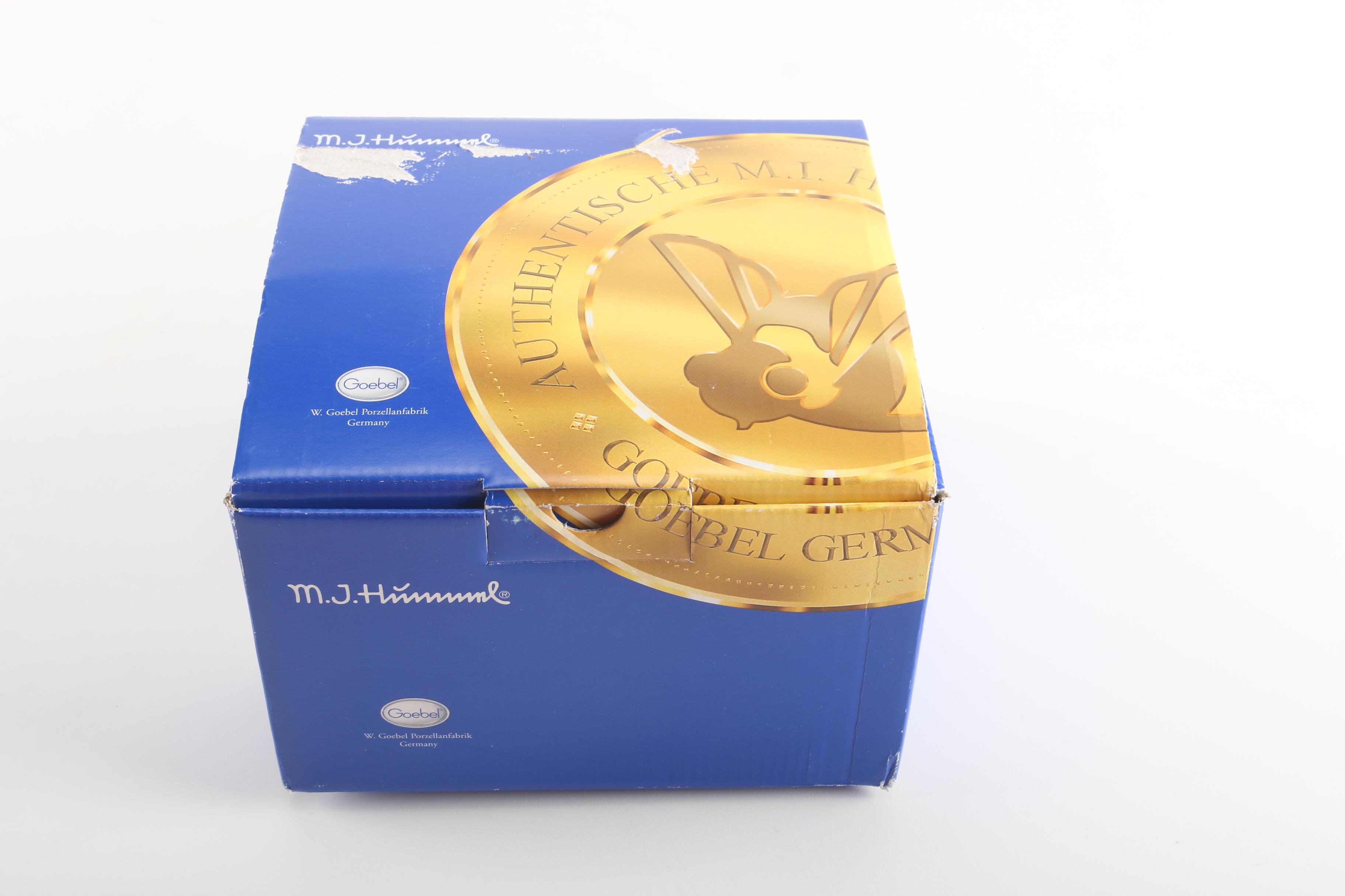 2000 First Issue Hummel Goebel "Pleasant Moment" Ceramic Figurine